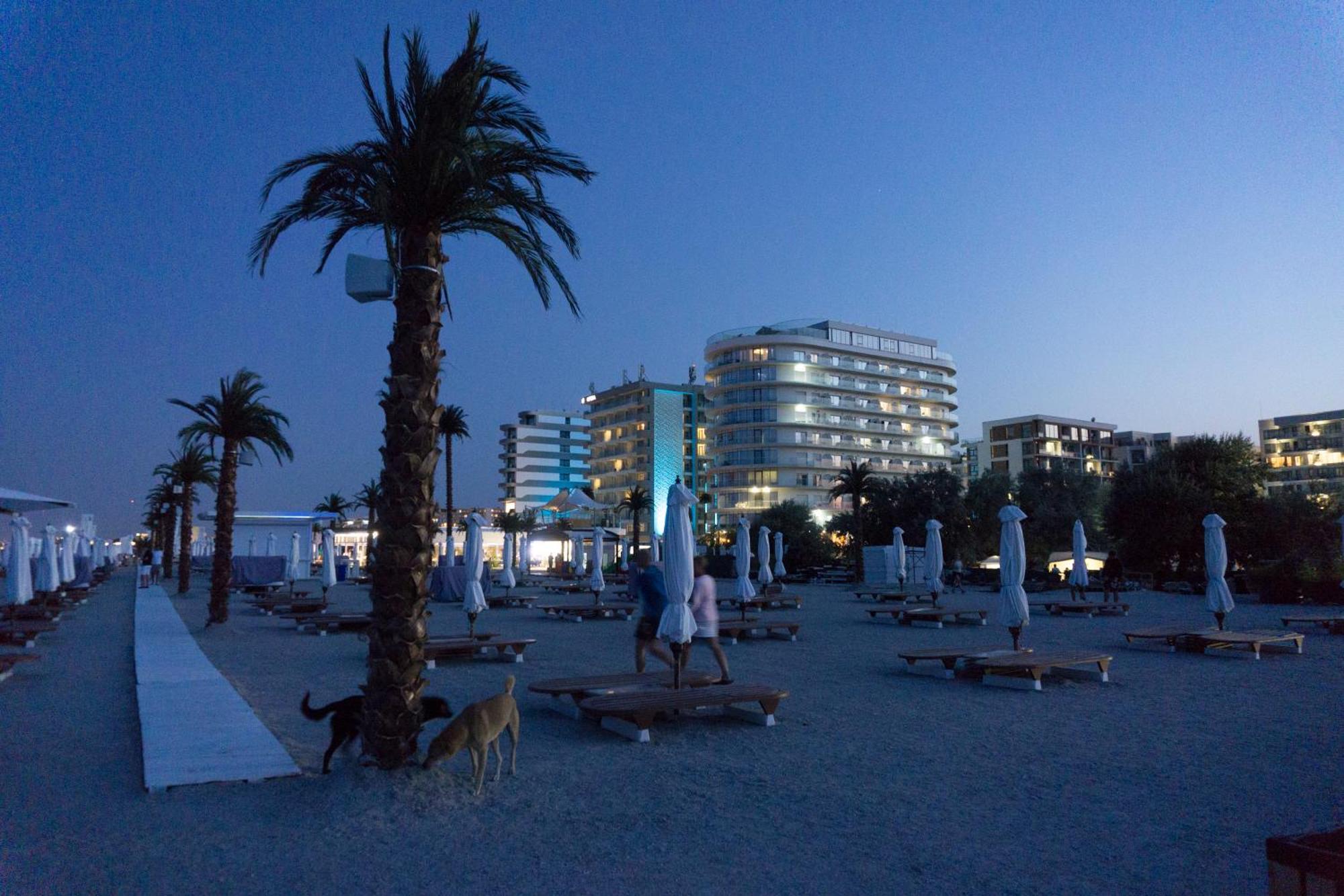 White Tower Mamaia Prestige Apartments Eksteriør bilde